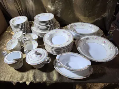 Estate sale item photo 14
