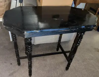 Estate sale item photo 34