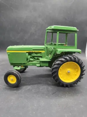 Estate sale item photo 137