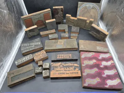 Estate sale item photo 427