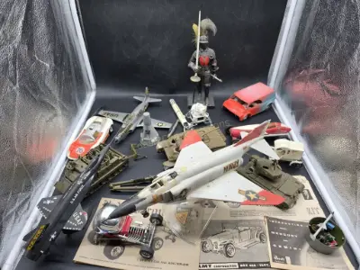 Estate sale item photo 470