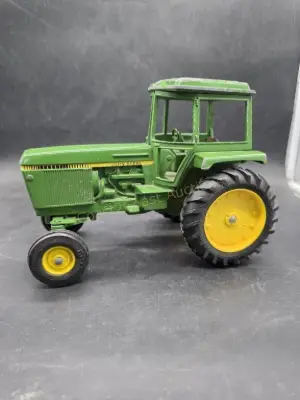 Estate sale item photo 129
