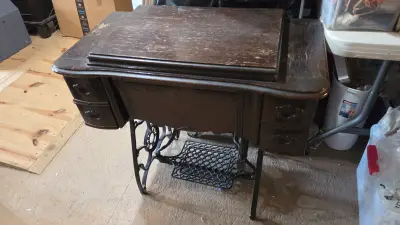 Estate sale item photo 401
