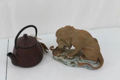 Estate sale item photo 36