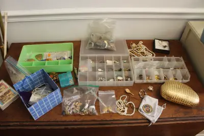 Estate sale item photo 55