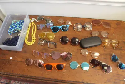 Estate sale item photo 65