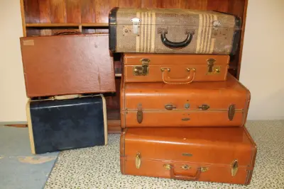 Estate sale item photo 281
