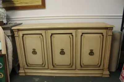 Estate sale item photo 112
