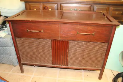 Estate sale item photo 269
