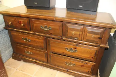 Estate sale item photo 279