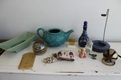 Estate sale item photo 16
