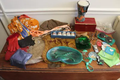 Estate sale item photo 75