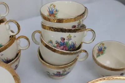 Estate sale item photo 32