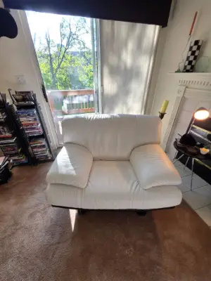 Estate sale item photo 5
