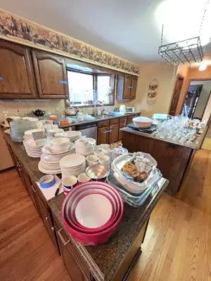Estate sale item photo 9