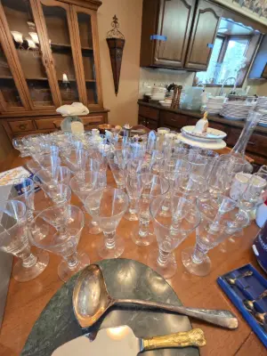 Estate sale item photo 36