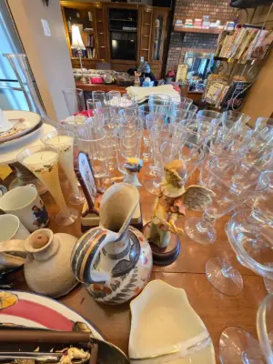 Estate sale item photo 40