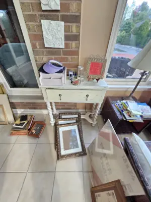 Estate sale item photo 14