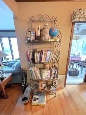 Estate sale item photo 8