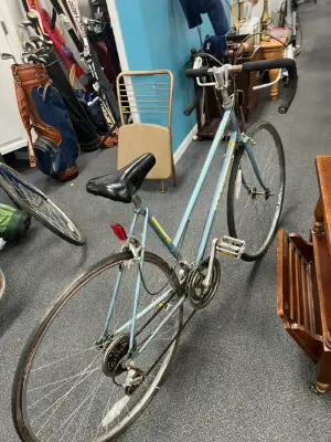 Estate sale item photo 29