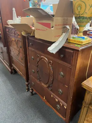 Estate sale item photo 111