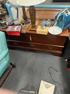 Estate sale item photo 25