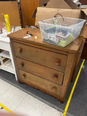 Estate sale item photo 43