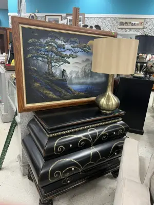 Estate sale item photo 17