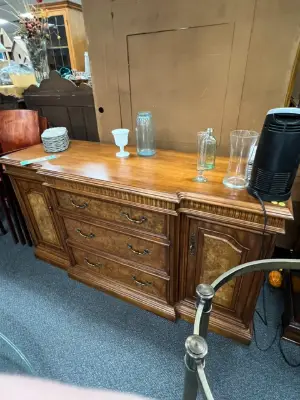 Estate sale item photo 116