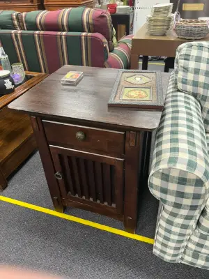 Estate sale item photo 52