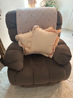 Estate sale item photo 4
