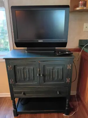Estate sale item photo 6