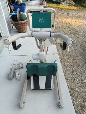 Estate sale item photo 45