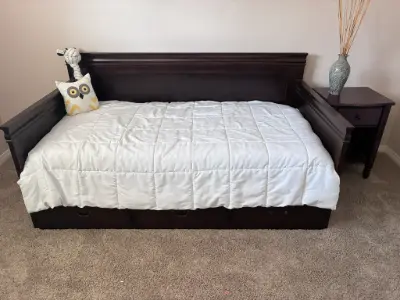 Estate sale item photo 7