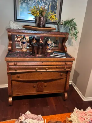 Estate sale item photo 87