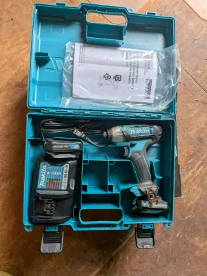 Estate sale item photo 28