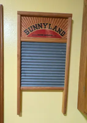Estate sale item photo 19