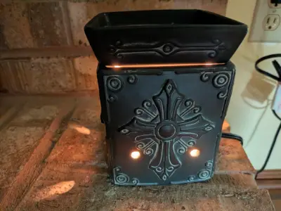Estate sale item photo 7