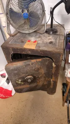 Estate sale item photo 8