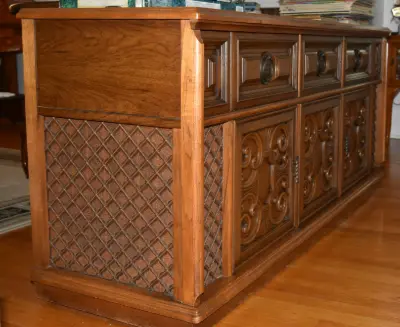 Estate sale item photo 24