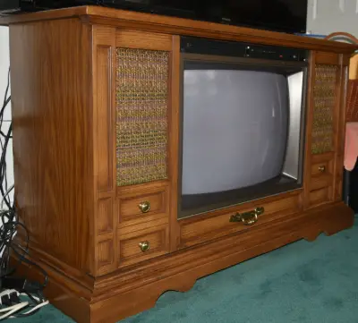 Estate sale item photo 7