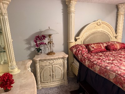 Estate sale item photo 102