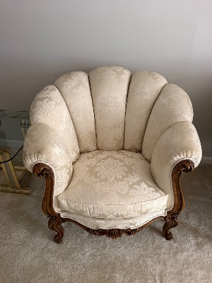 Estate sale item photo 3