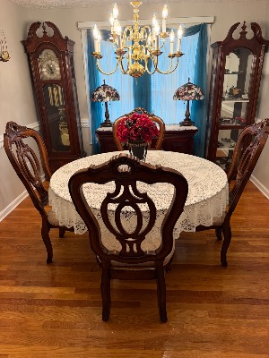 Estate sale item photo 5