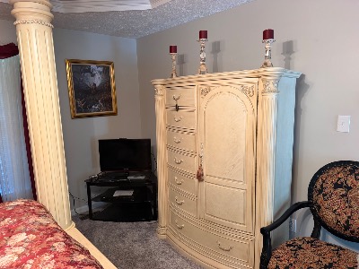 Estate sale item photo 86