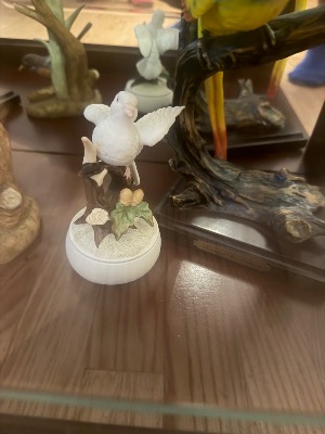 Estate sale item photo 32