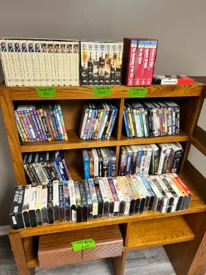 Estate sale item photo 6