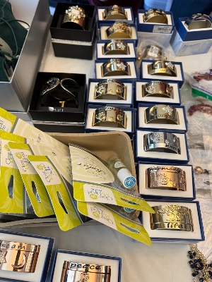 Estate sale item photo 14